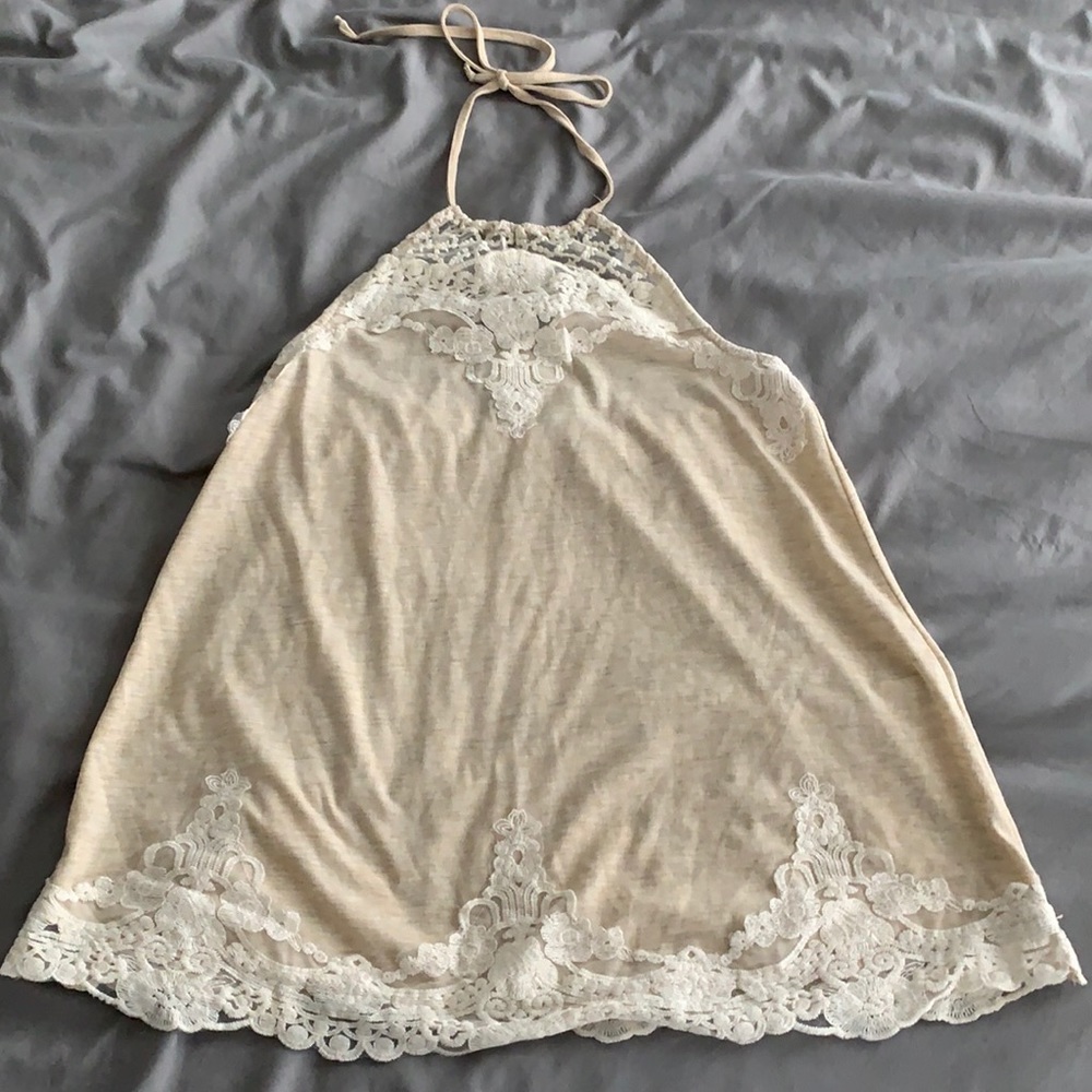 Cute beige maurices tank